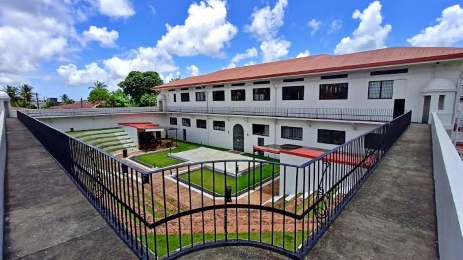Fernando'S Hotel Sorsogon Exteriér fotografie